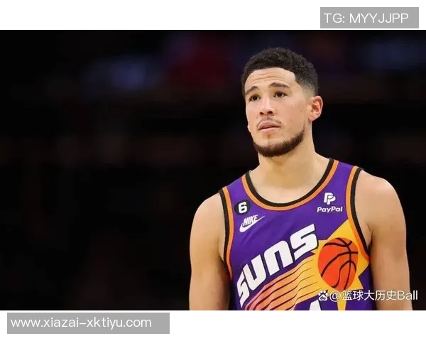 布克全能表现助力球队胜利14投7中贡献21分11助攻正负值高达21