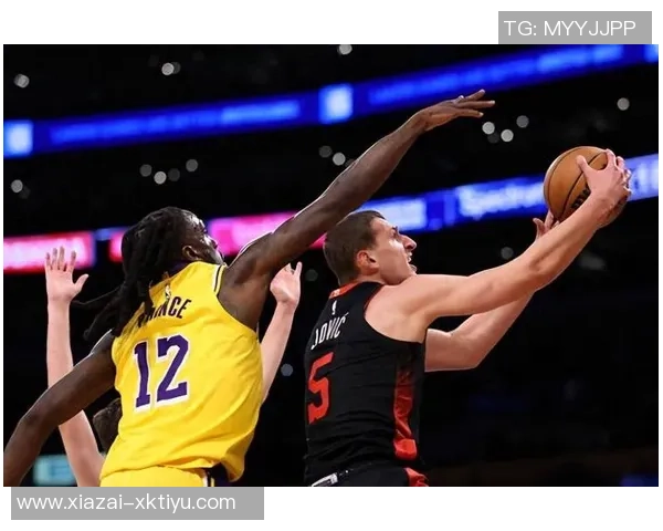 约维奇谈热火团队氛围强调相互鼓励共克难关 约维奇谈热火团队氛围强调相互鼓励共克难关